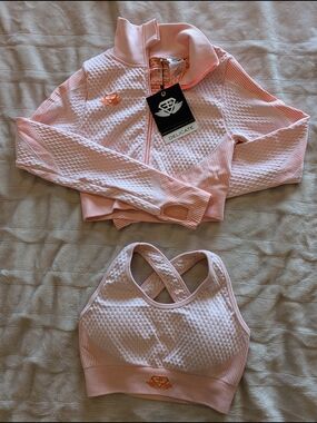 Body Engineers - Cropped Zip Jacket & Bra Set